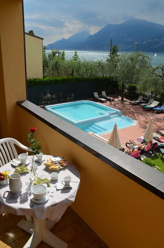 Residence Lido Hotel Malcesine 3*,