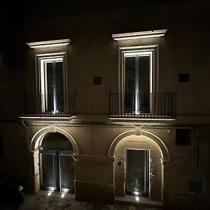 alora-boutique-suites.lecce-hotels.com/