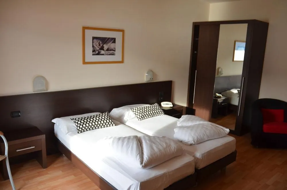 Residence Lido Hotel Malcesine Hotel apartamentowy