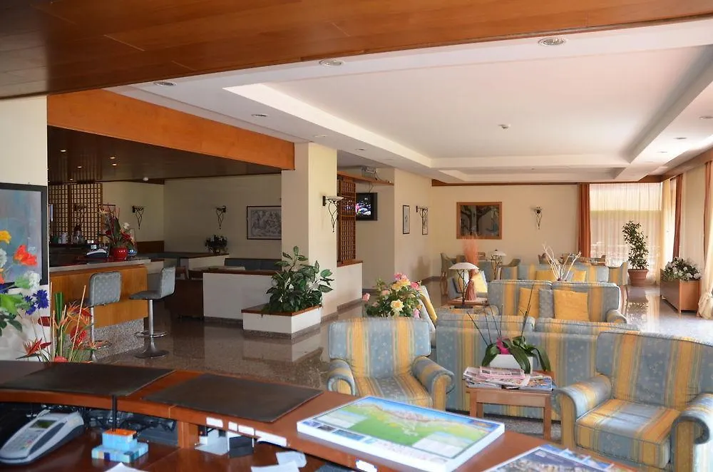 *** Hotel apartamentowy Residence Lido Hotel Malcesine Włochy
