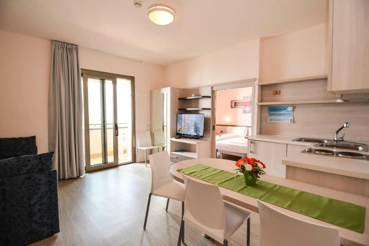 Residence Lido Hotel Malcesine Hotel apartamentowy